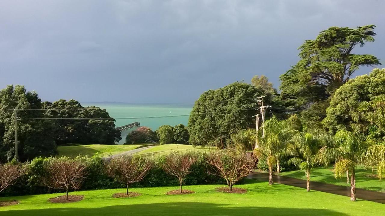Cornwallis Palms Auckland Exterior photo